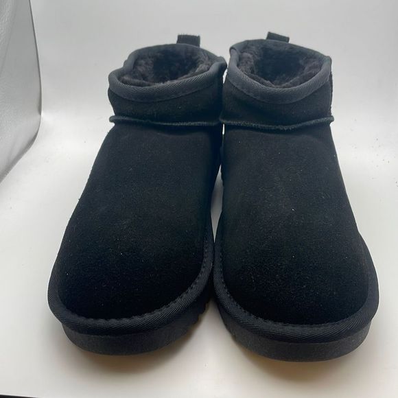 CUSHIONAIRE Women's COZY pull on boot +Memory Foam SIZE 9 BLACK - Picture 2 of 7